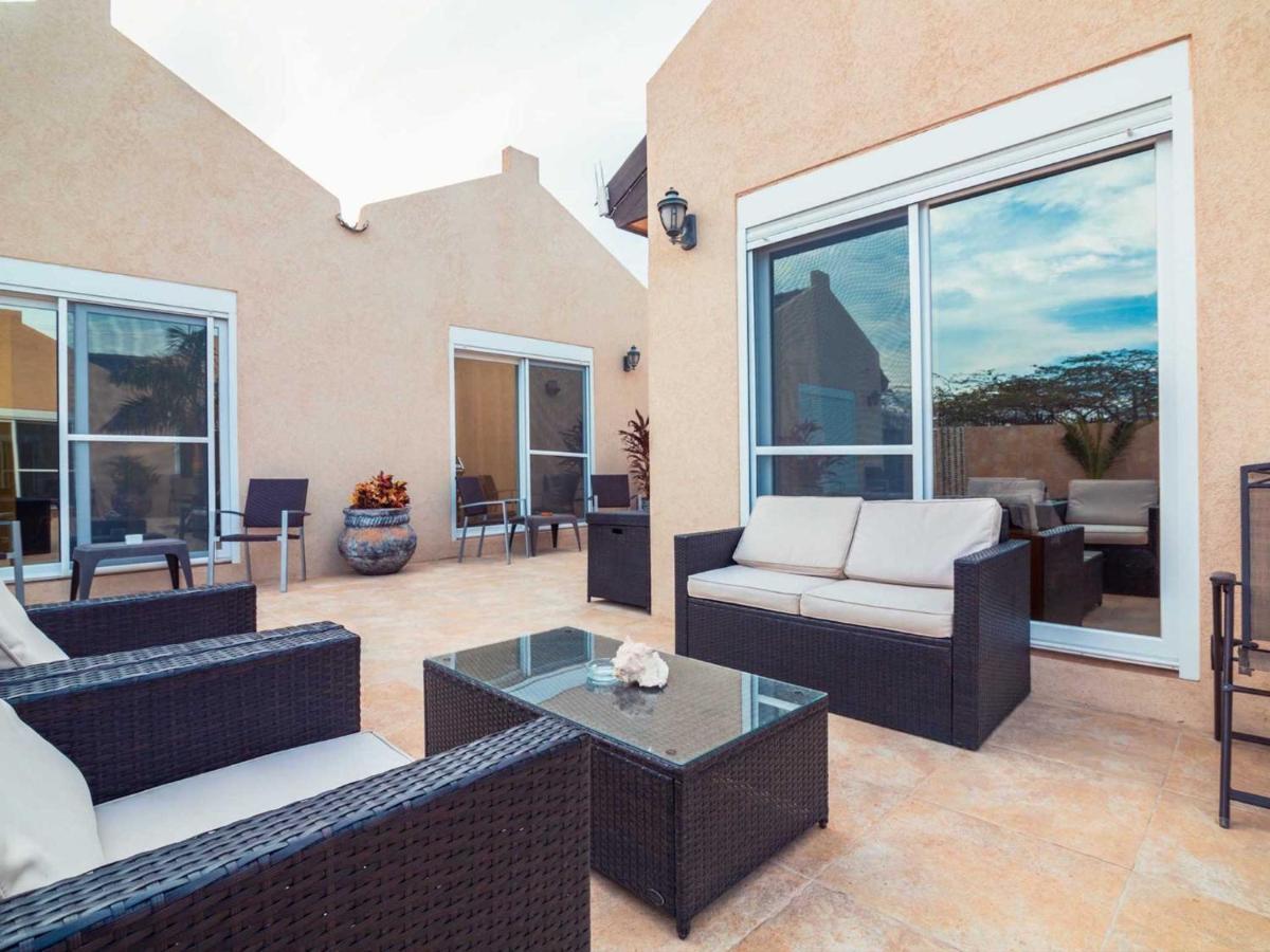 Golden Villas Παλμ Μπιτς Εξωτερικό φωτογραφία