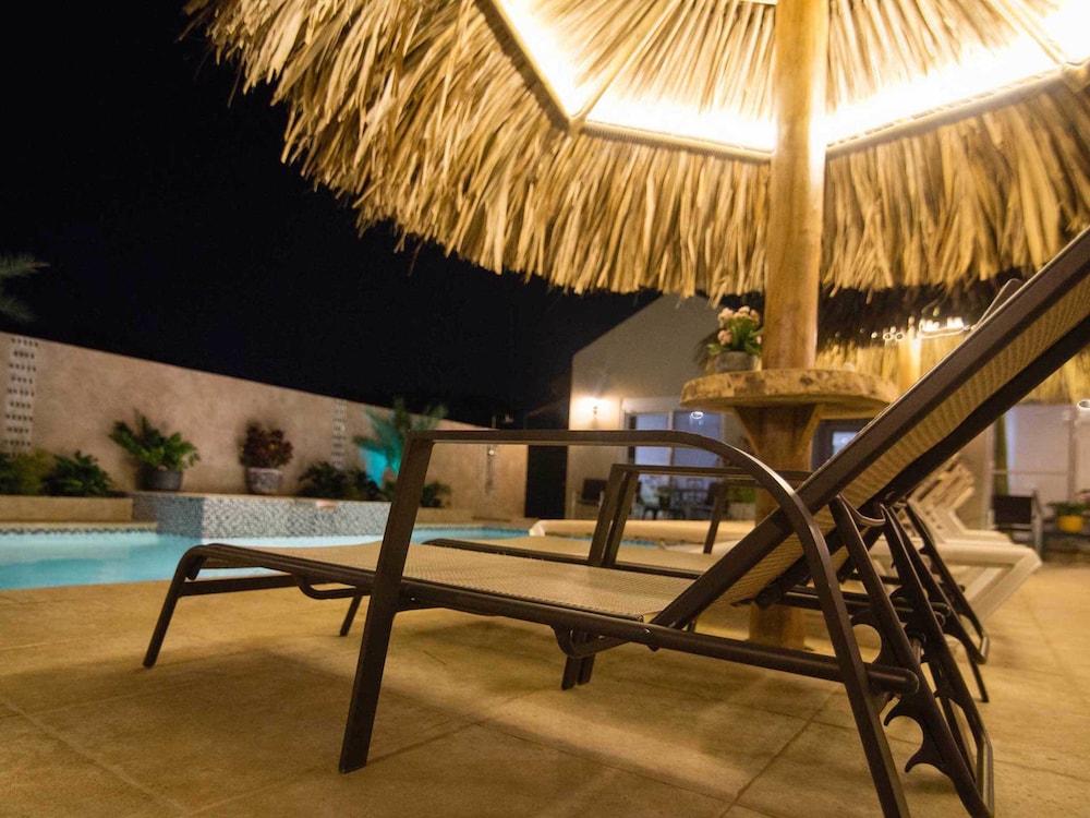 Golden Villas Παλμ Μπιτς Εξωτερικό φωτογραφία