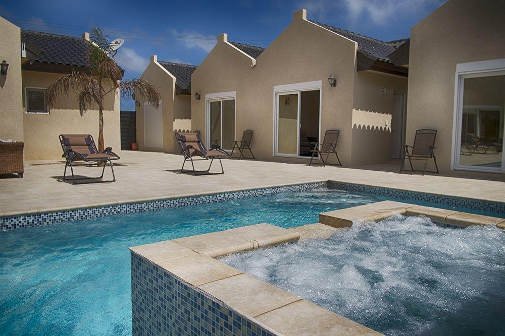 Golden Villas Παλμ Μπιτς Εξωτερικό φωτογραφία